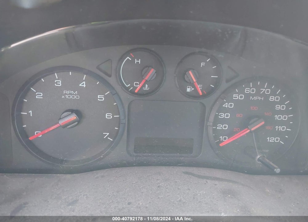 2005 FORD FREESTYLE SE VIN: 1FMZK01195GA62080