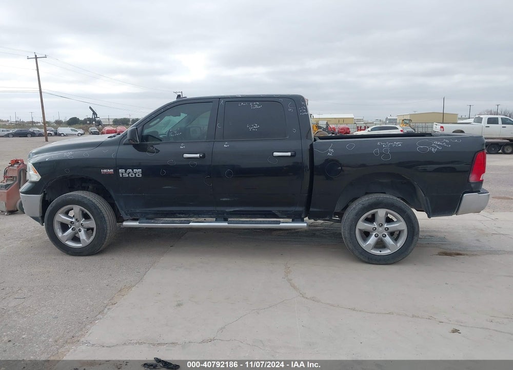 2017 RAM 1500 VIN: 3C6RR7LT7HG729106