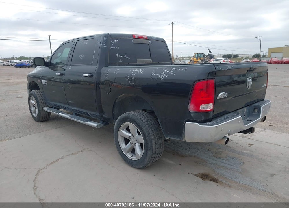 2017 RAM 1500 VIN: 3C6RR7LT7HG729106