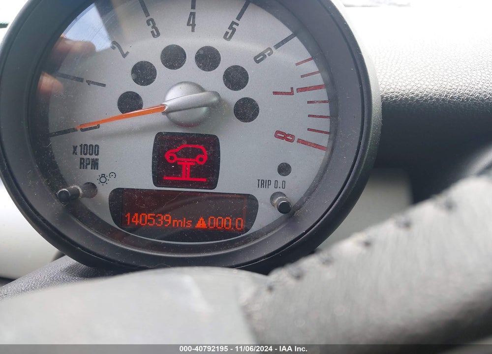 2013 MINI HARDTOP COOPER VIN: WMWSU3C57DT685055