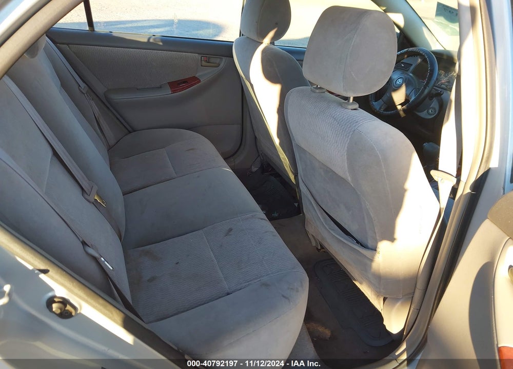 2005 TOYOTA COROLLA LE VIN: JTDBR32E952065899