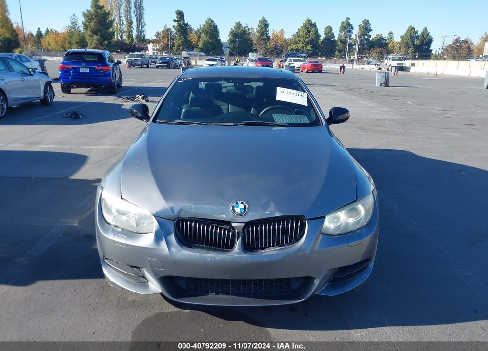 2011 BMW 335IS VIN: WBAKG1C53BE617428