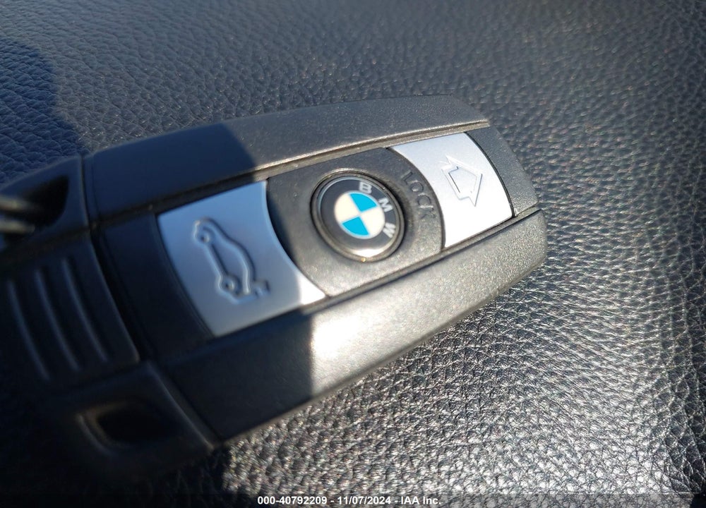 2011 BMW 335IS VIN: WBAKG1C53BE617428