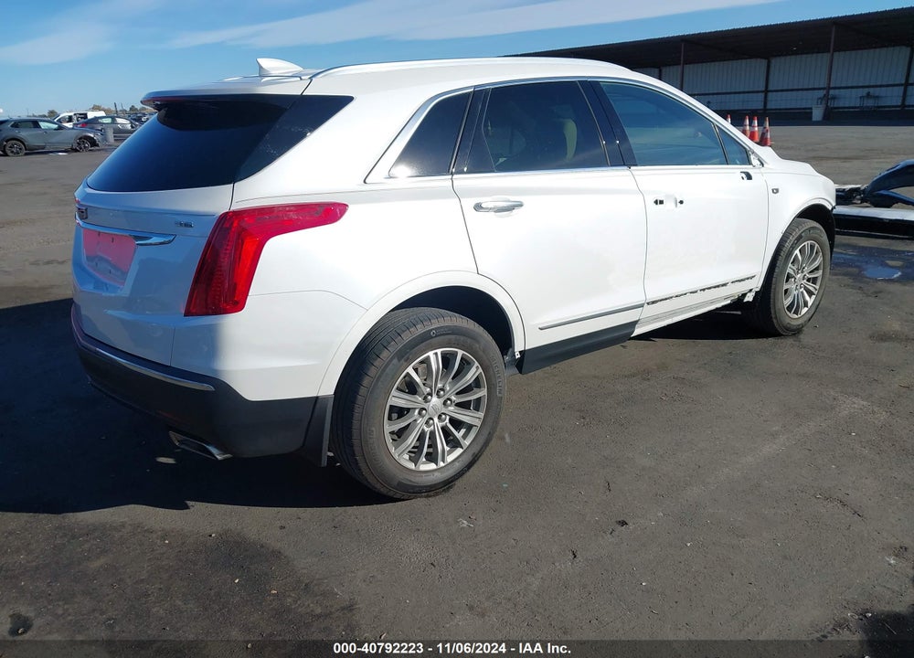2018 CADILLAC XT5 LUXURY VIN: 1GYKNDRS9JZ189714