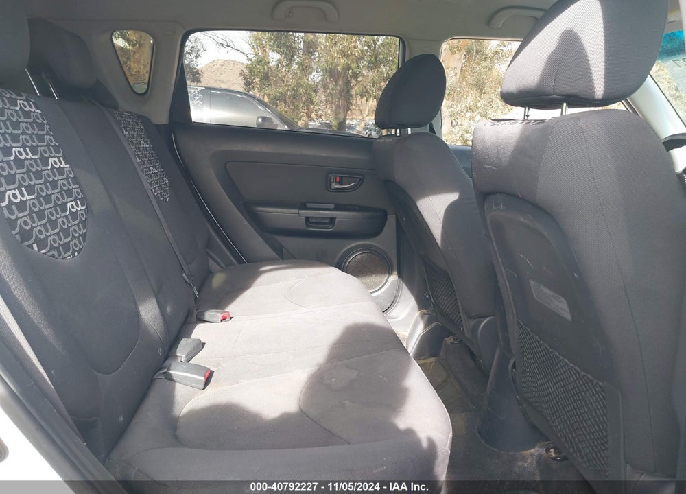 2011 KIA SOUL VIN: KNDJT2A26B7271842