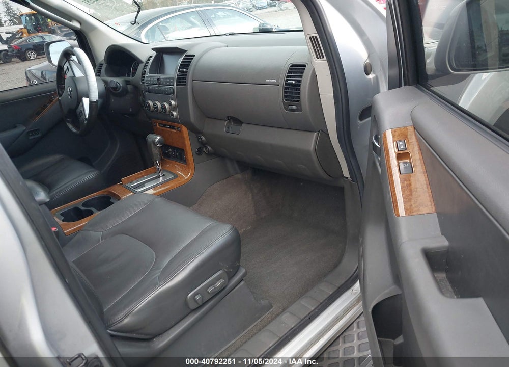 2007 NISSAN PATHFINDER LE VIN: 5N1AR18W47C634800