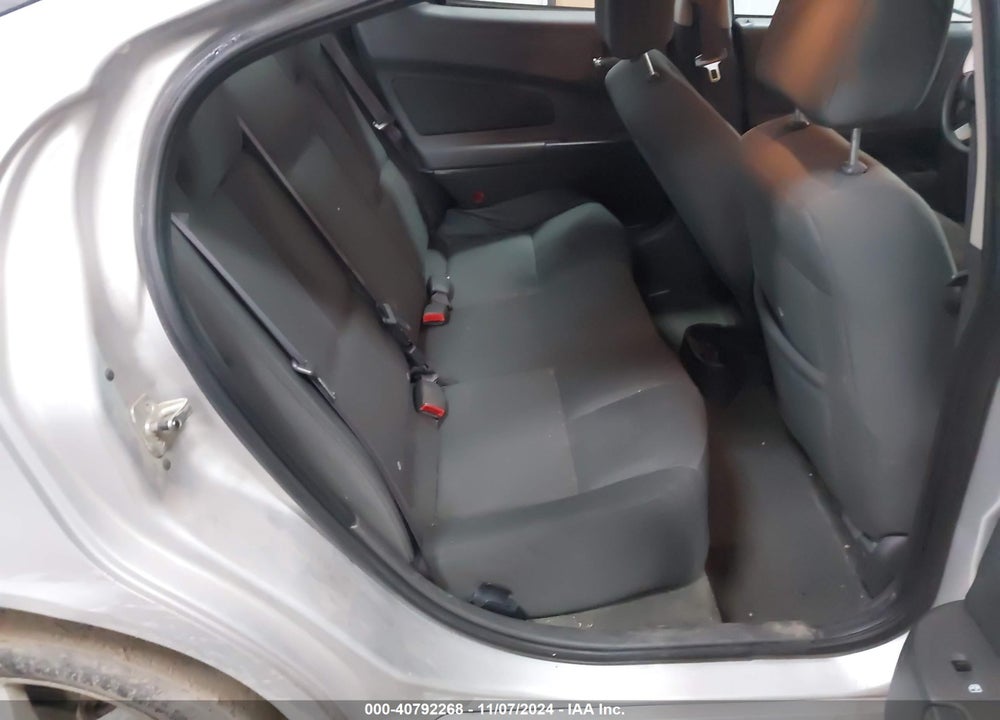 2005 PONTIAC GRAND PRIX VIN: 2G2WP522851200447