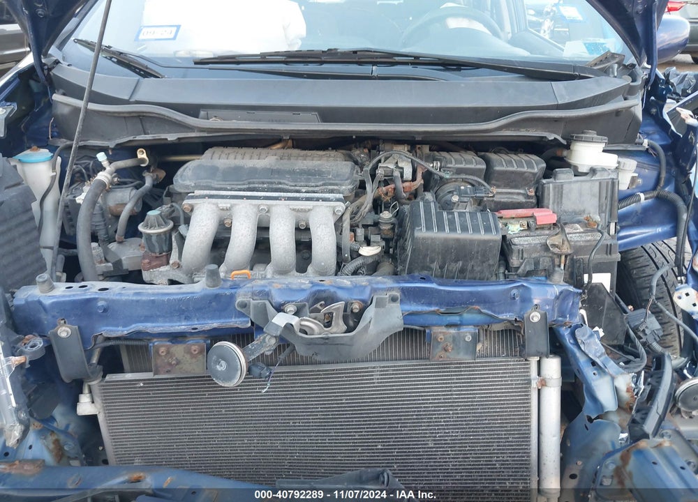 2013 HONDA FIT VIN: JHMGE8G55DC013782