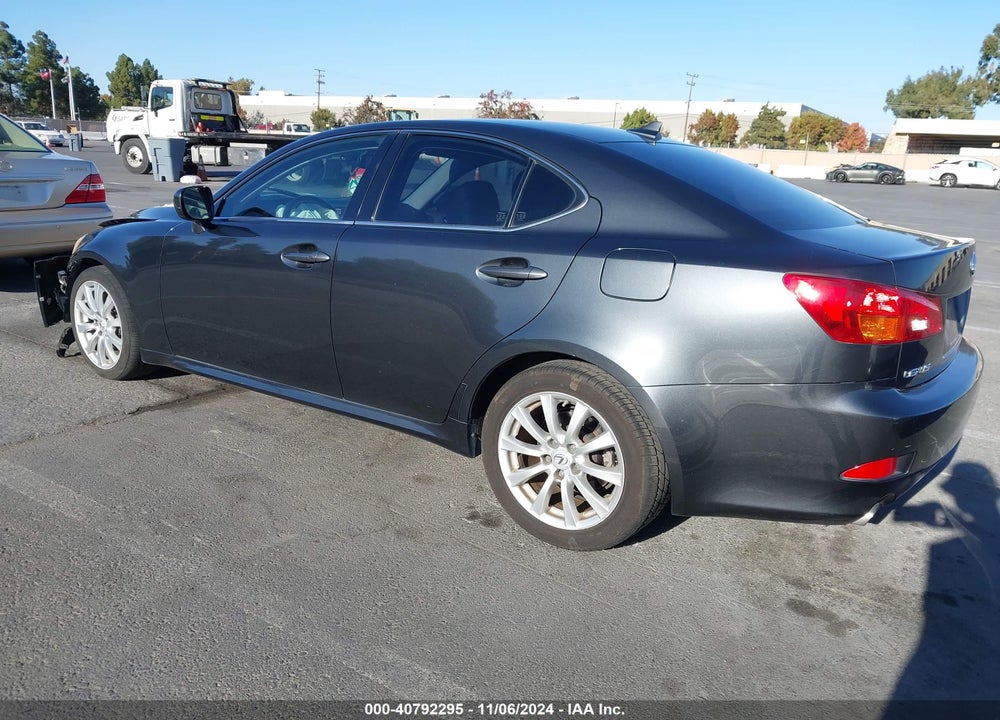 2008 LEXUS IS 250 VIN: JTHBK262085082560