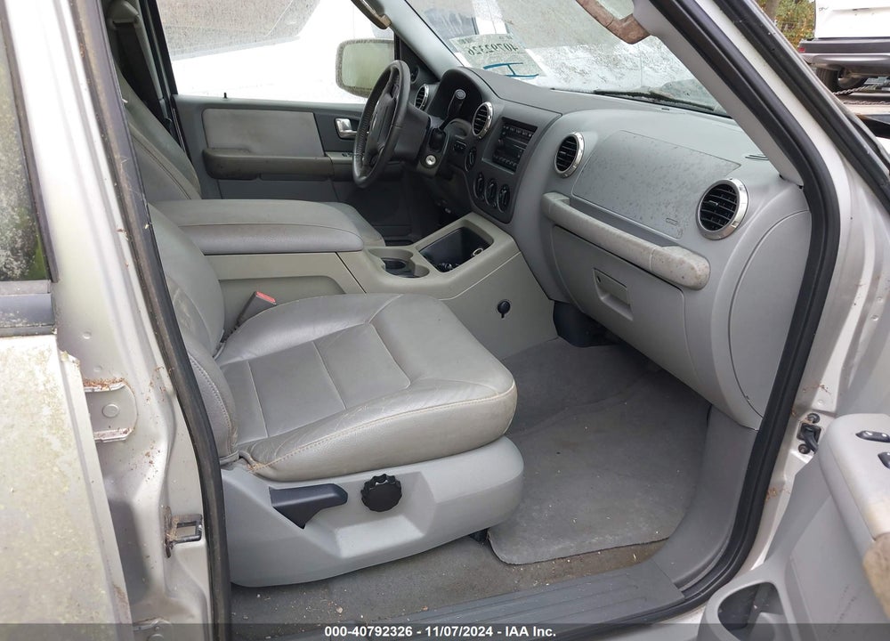2004 FORD EXPEDITION VIN: 1FMFU16L14LA56695