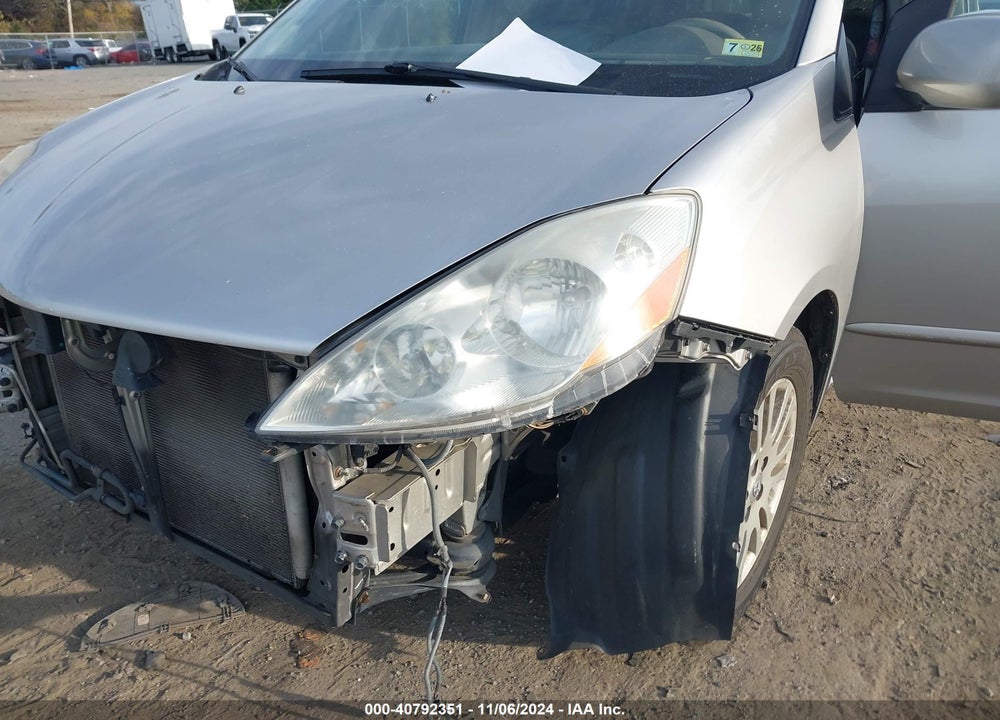 2009 TOYOTA SIENNA XLE VIN: 5TDZK22C19S228720