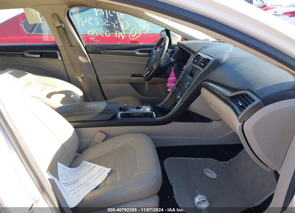 2017 FORD FUSION SE VIN: 3FA6P0H96HR220320