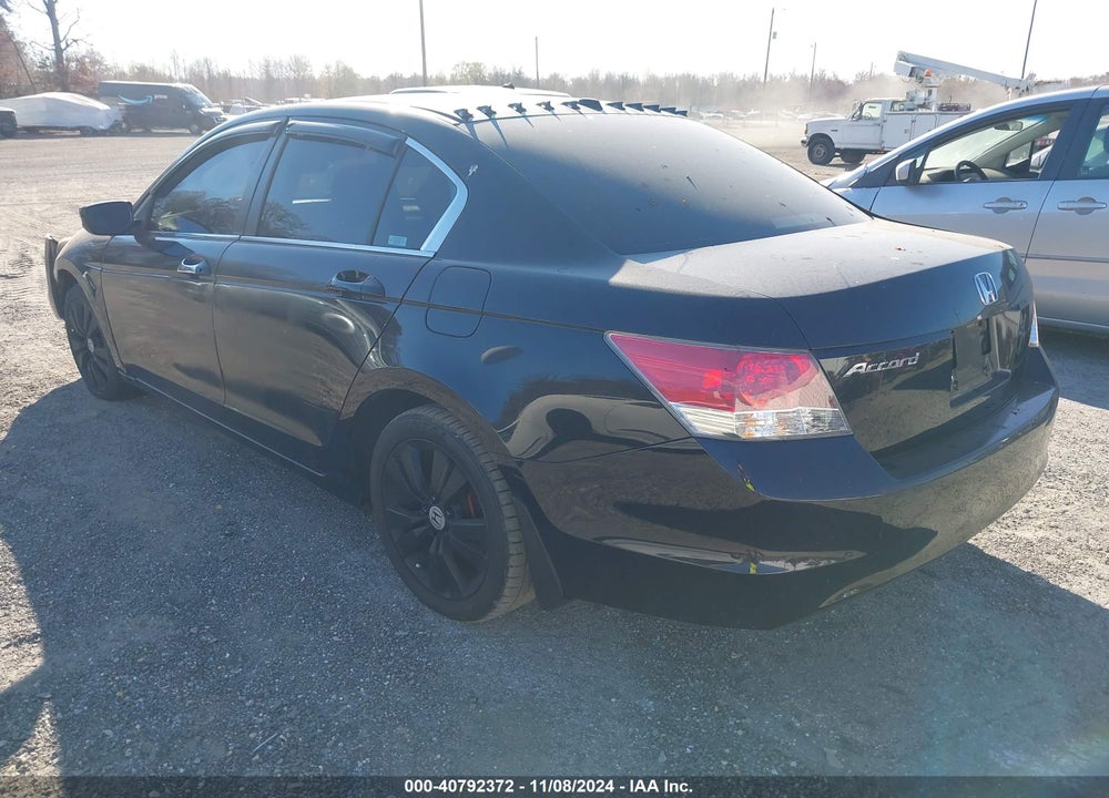 2010 HONDA ACCORD SDN VIN: 1HGCP2F85AA093399