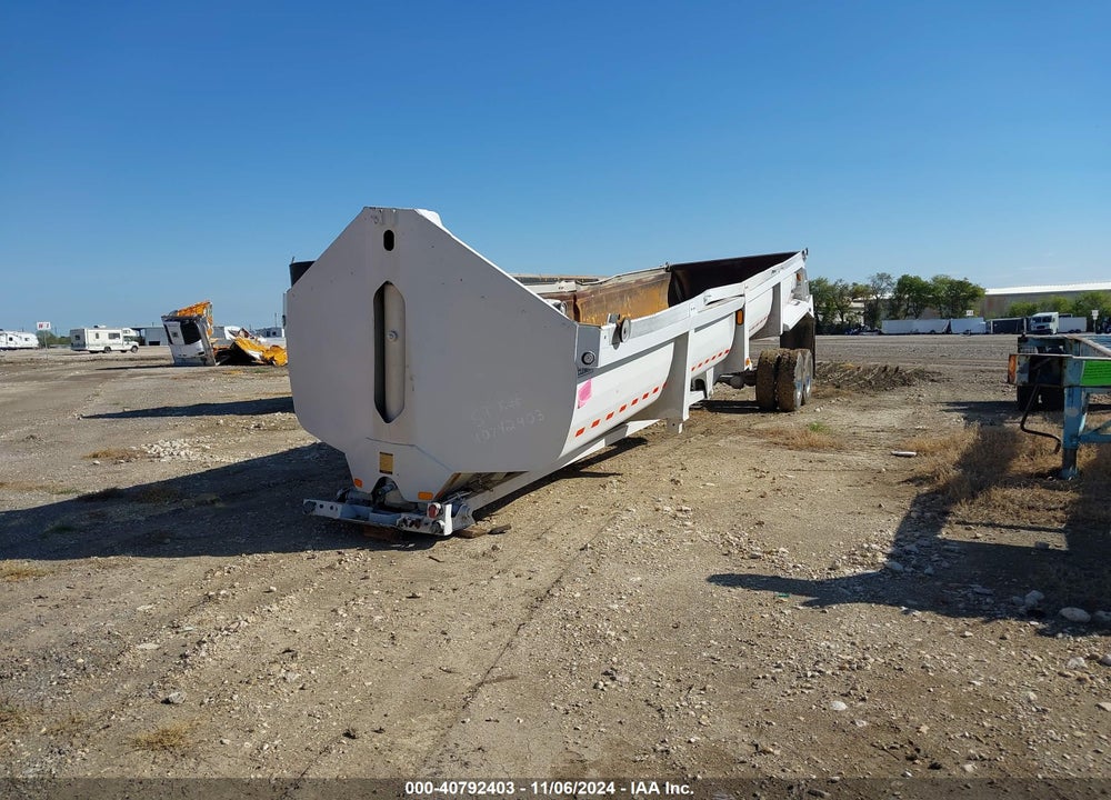 2015 CLEMENT IND DUMP VIN: 5C2BB38B1FM009111