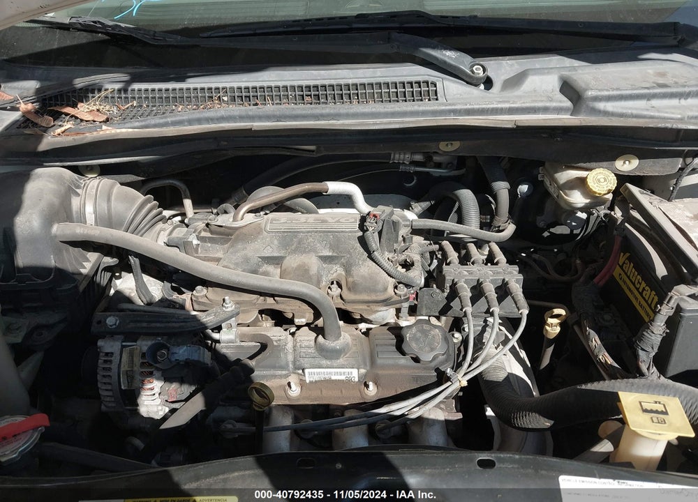 2008 CHRYSLER TOWN & COUNTRY LX VIN: 2A8HR44H38R678297