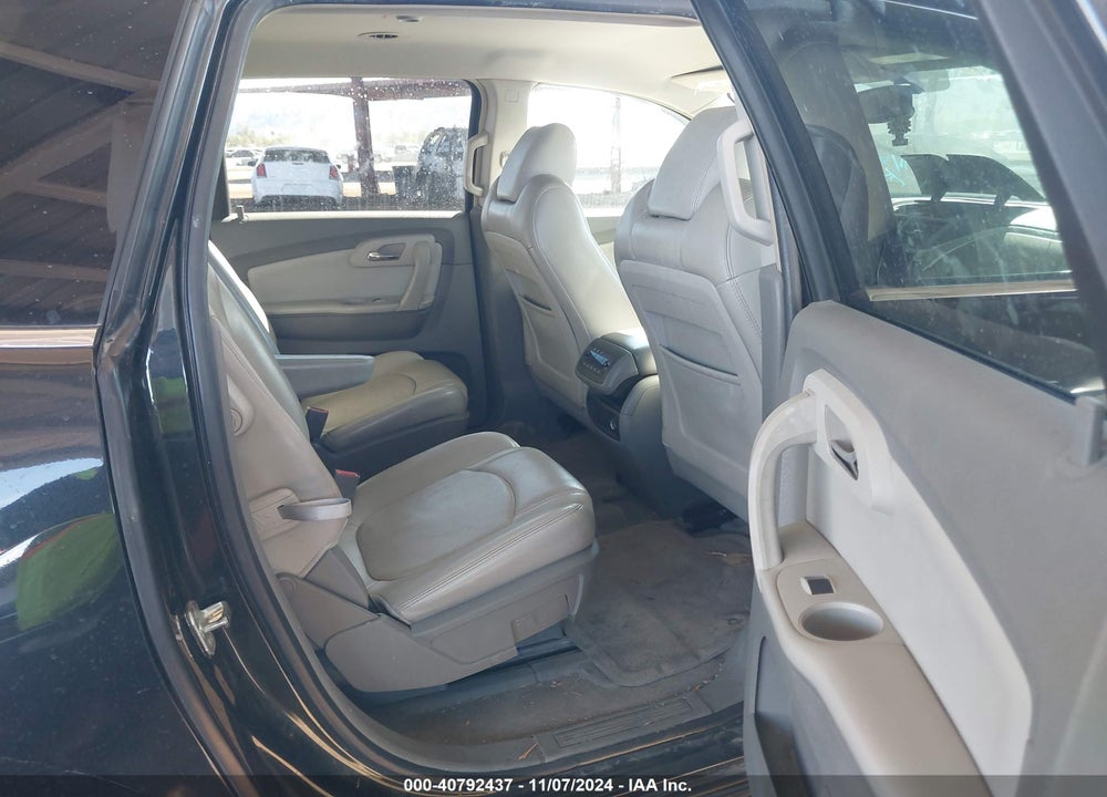 2009 CHEVROLET TRAVERSE LT VIN: 1GNEV23D19S176565