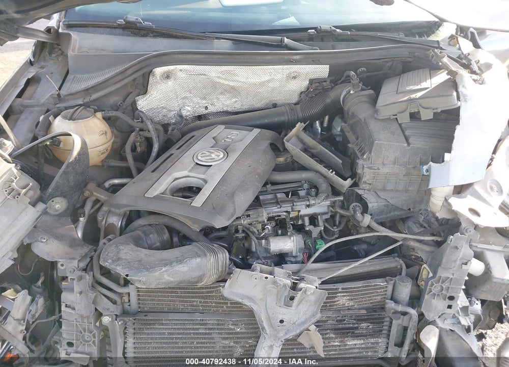 2012 VOLKSWAGEN TIGUAN S VIN: WVGAV7AX3CW005720