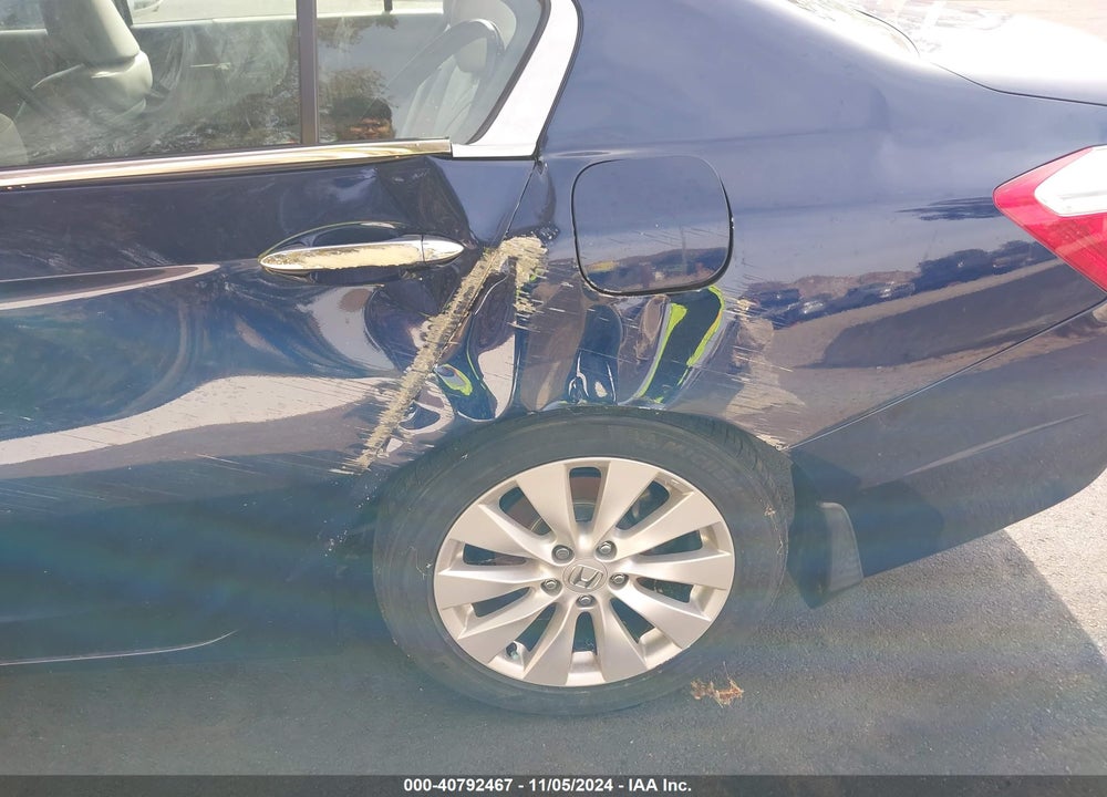 2013 HONDA ACCORD EX-L VIN: 1HGCR2F8XDA056945