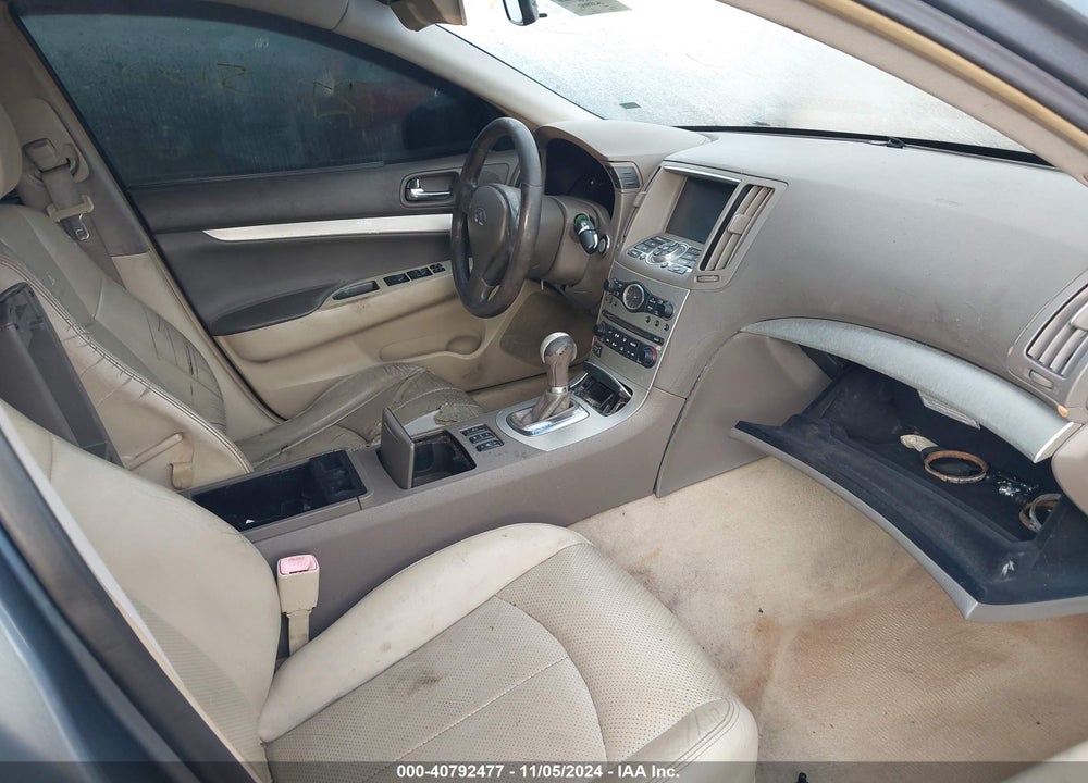 2007 INFINITI G35X VIN: JNKBV61F17M804454