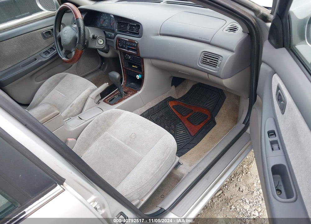 2001 NISSAN ALTIMA GXE VIN: 1N4DL01DX1C237336