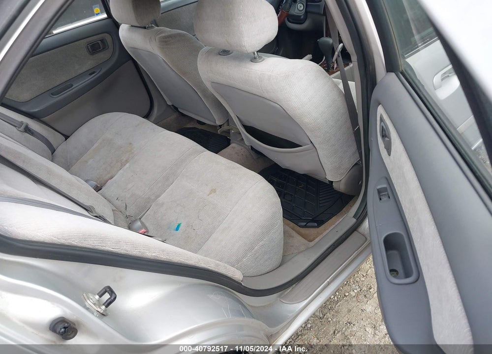 2001 NISSAN ALTIMA GXE VIN: 1N4DL01DX1C237336