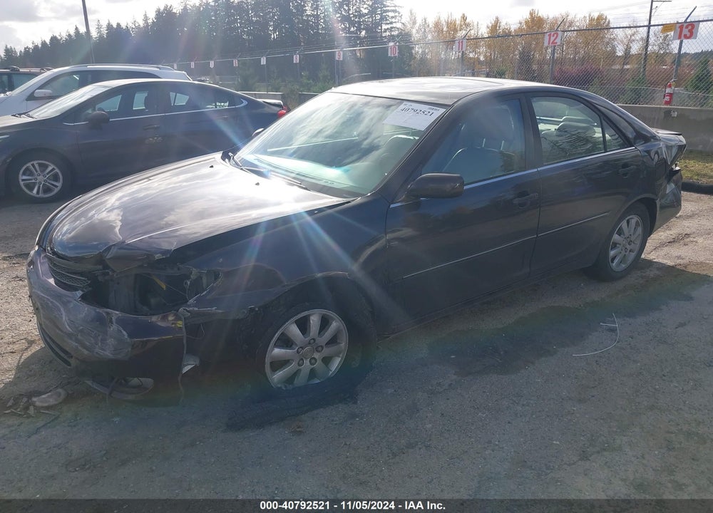 2004 TOYOTA CAMRY XLE VIN: JTDBE32K940275463