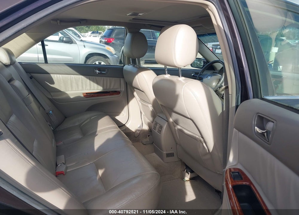2004 TOYOTA CAMRY XLE VIN: JTDBE32K940275463