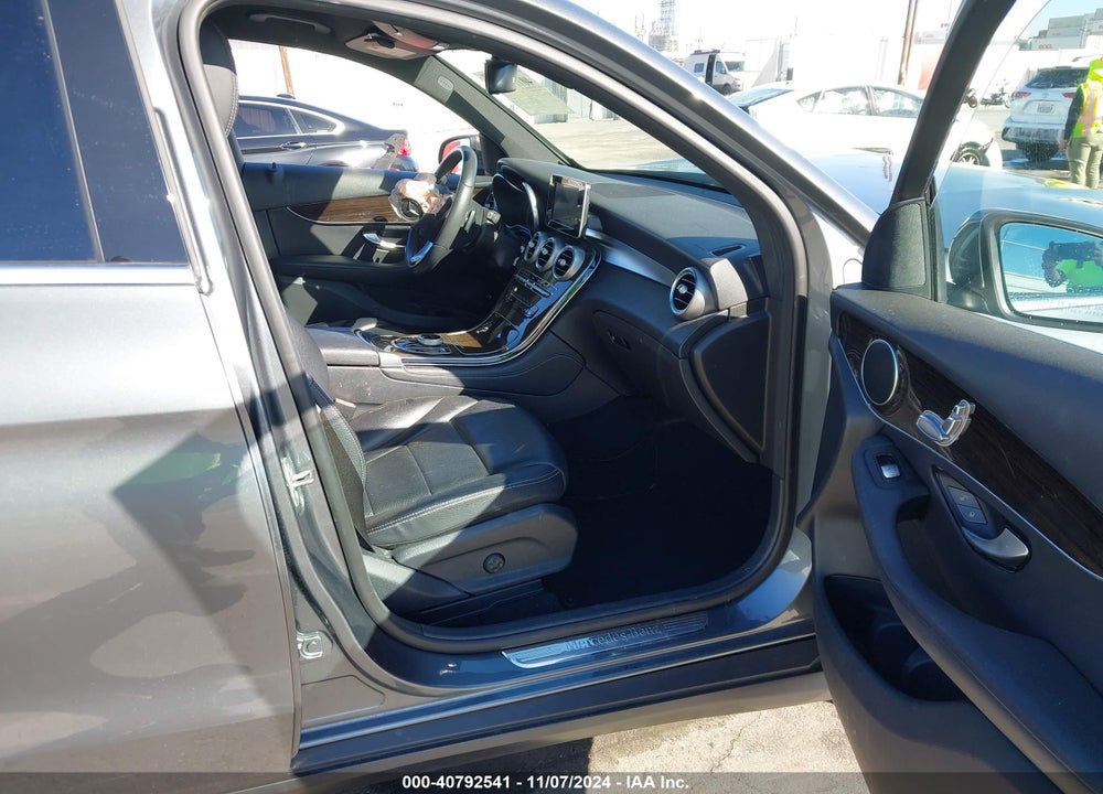 2018 MERCEDES-BENZ GLC 300 VIN: WDC0G4JB9JV024363
