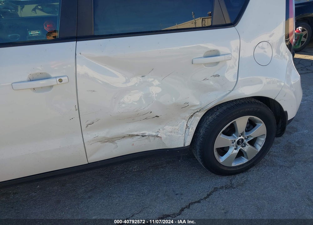 2019 KIA SOUL VIN: KNDJN2A29K7677608