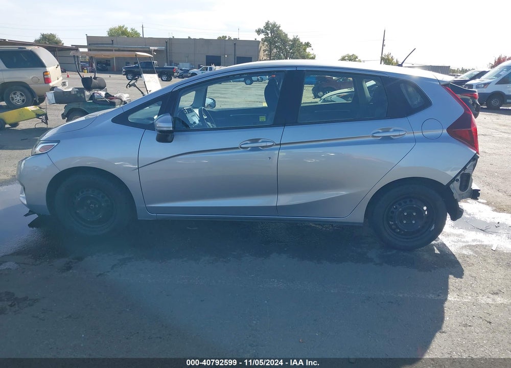 2017 HONDA FIT LX VIN: JHMGK5H51HS012615