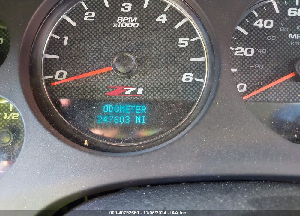 2008 CHEVROLET SUBURBAN 1500 LT VIN: 3GNFC16018G102856