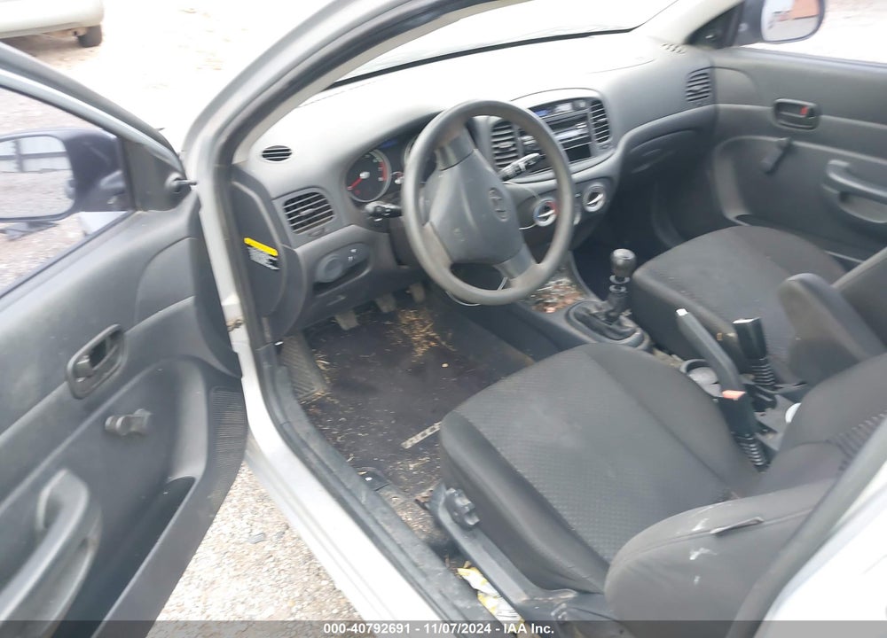 2011 HYUNDAI ACCENT GL VIN: KMHCM3ACXBU206672