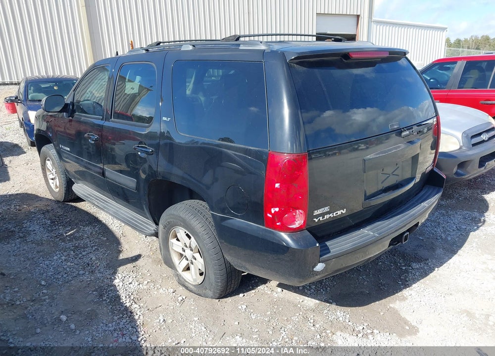 2007 GMC YUKON SLT VIN: 1GKFC13017R367230