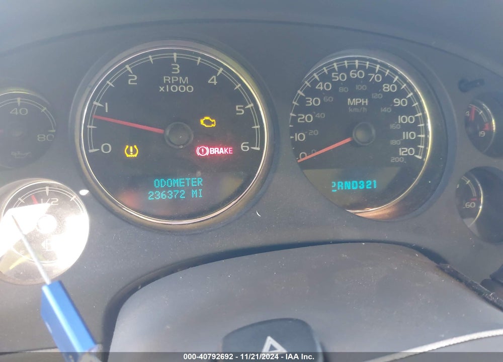 2007 GMC YUKON SLT VIN: 1GKFC13017R367230