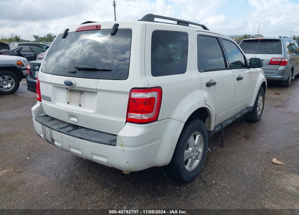 2011 FORD ESCAPE XLT VIN: 1FMCU0D70BKA80833