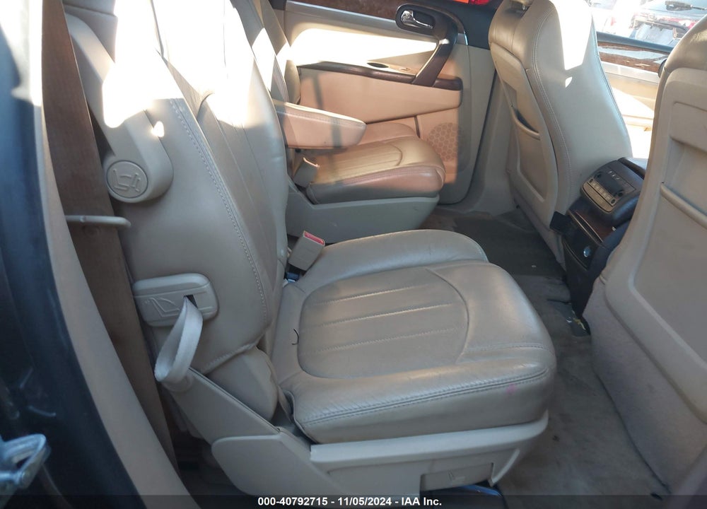 2011 BUICK ENCLAVE 1XL VIN: 5GAKRBED6BJ253540