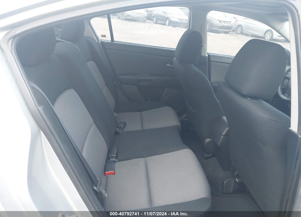 2006 MAZDA 3 I VIN: JM1BK12F761439001