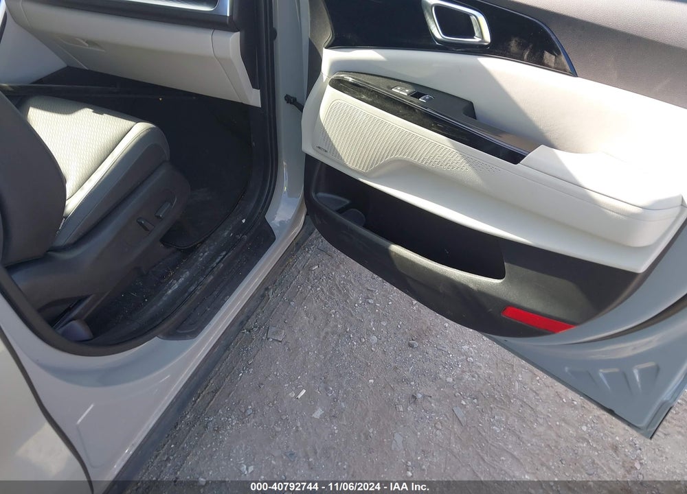 2024 KIA CARNIVAL MPV SX PRESTIGE VIN: KNDNE5H37R6336211