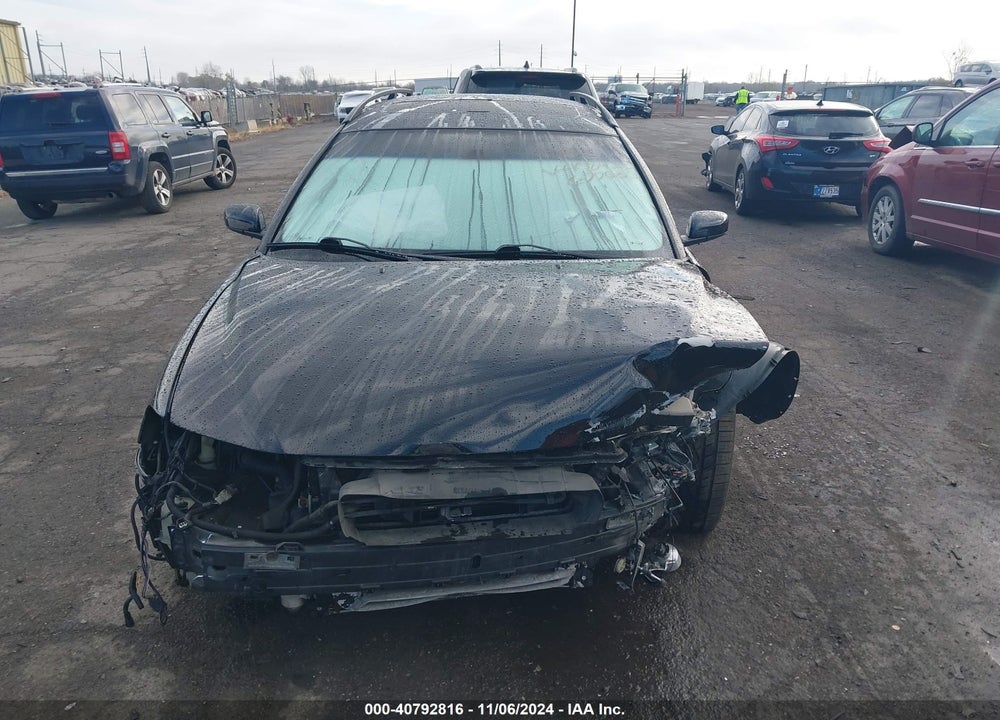 2004 VOLVO V70 R VIN: YV1SJ52YX42408435
