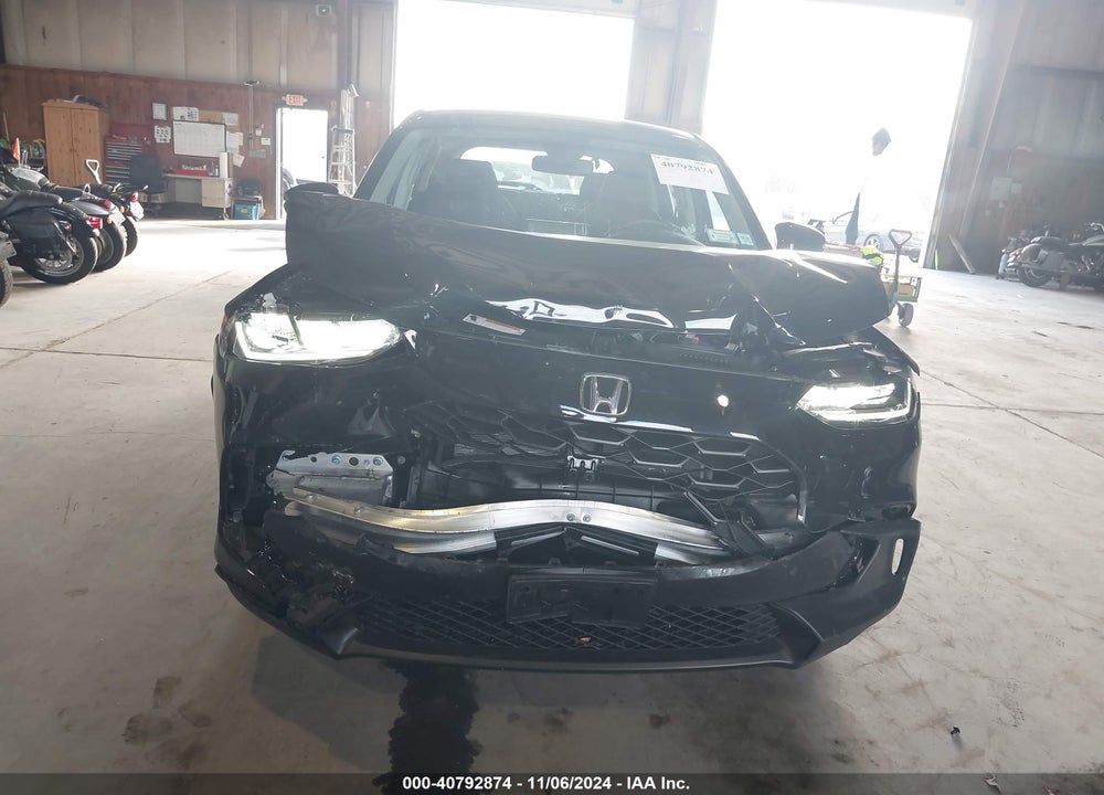 2025 HONDA HR-V AWD LX VIN: 3CZRZ2H32SM722250
