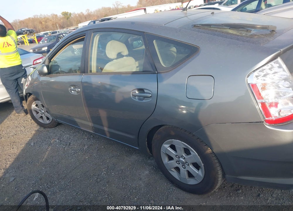 2005 TOYOTA PRIUS VIN: JTDKB20U353050141