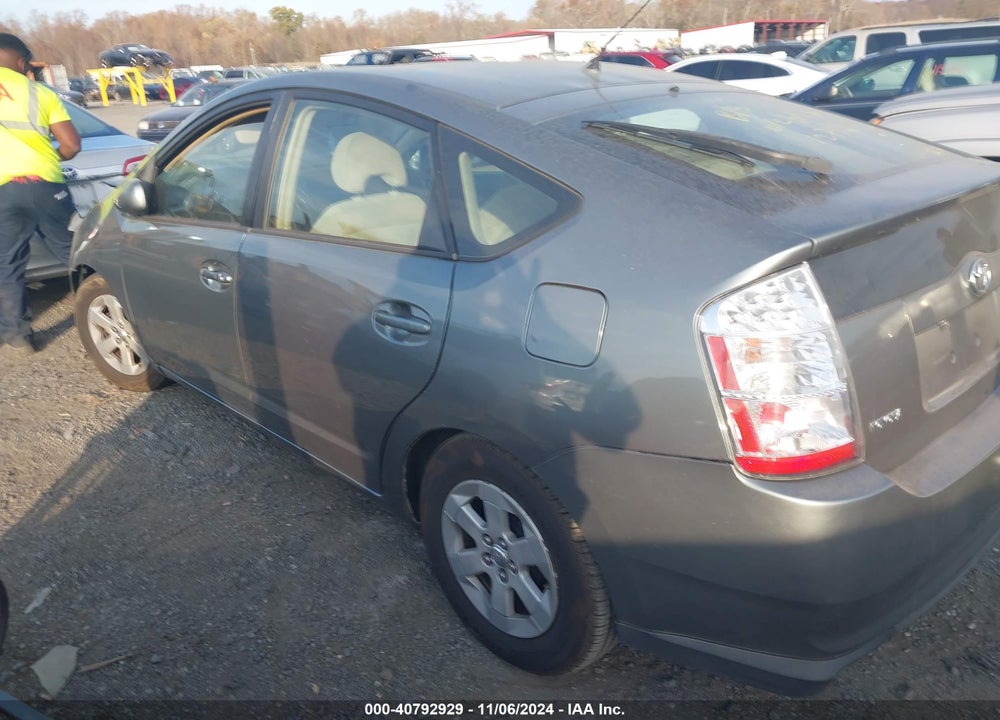 2005 TOYOTA PRIUS VIN: JTDKB20U353050141