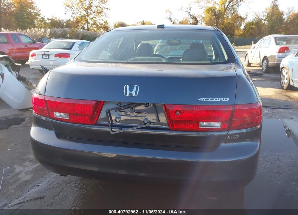 2005 HONDA ACCORD 3.0 EX VIN: 1HGCM66825A007942