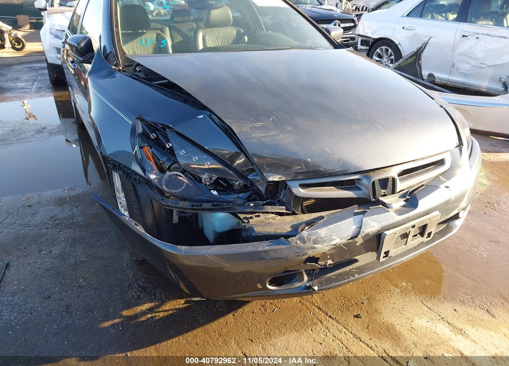 2005 HONDA ACCORD 3.0 EX VIN: 1HGCM66825A007942