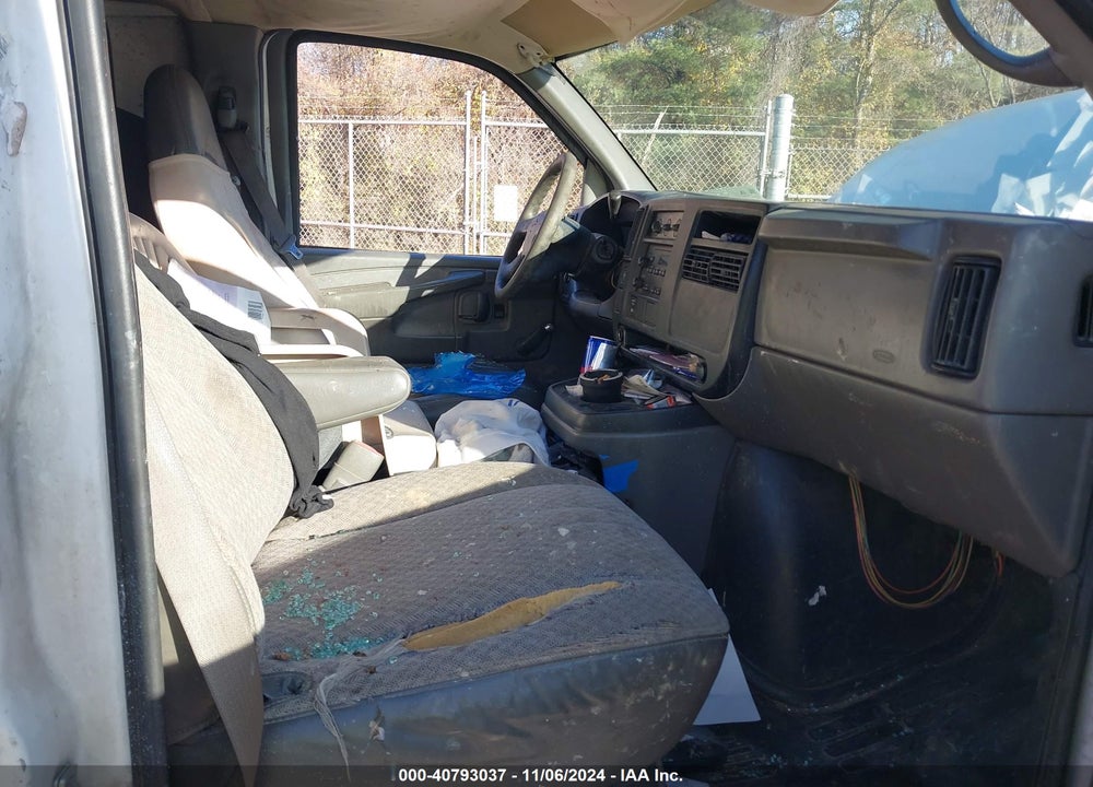 2006 CHEVROLET EXPRESS WORK VAN VIN: 1GCGG25V561168570