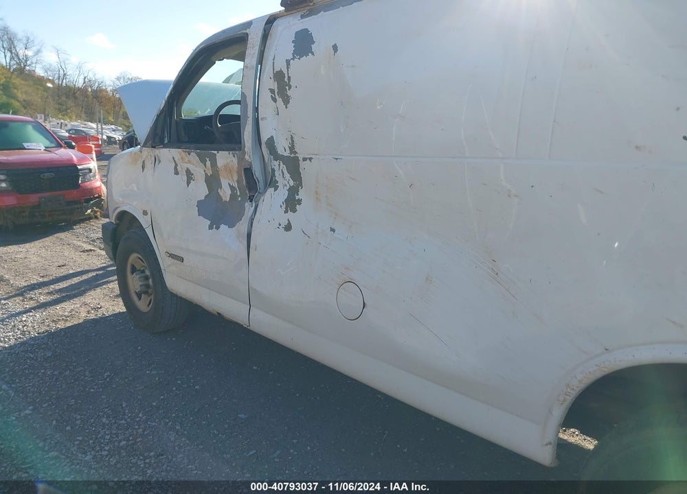 2006 CHEVROLET EXPRESS WORK VAN VIN: 1GCGG25V561168570