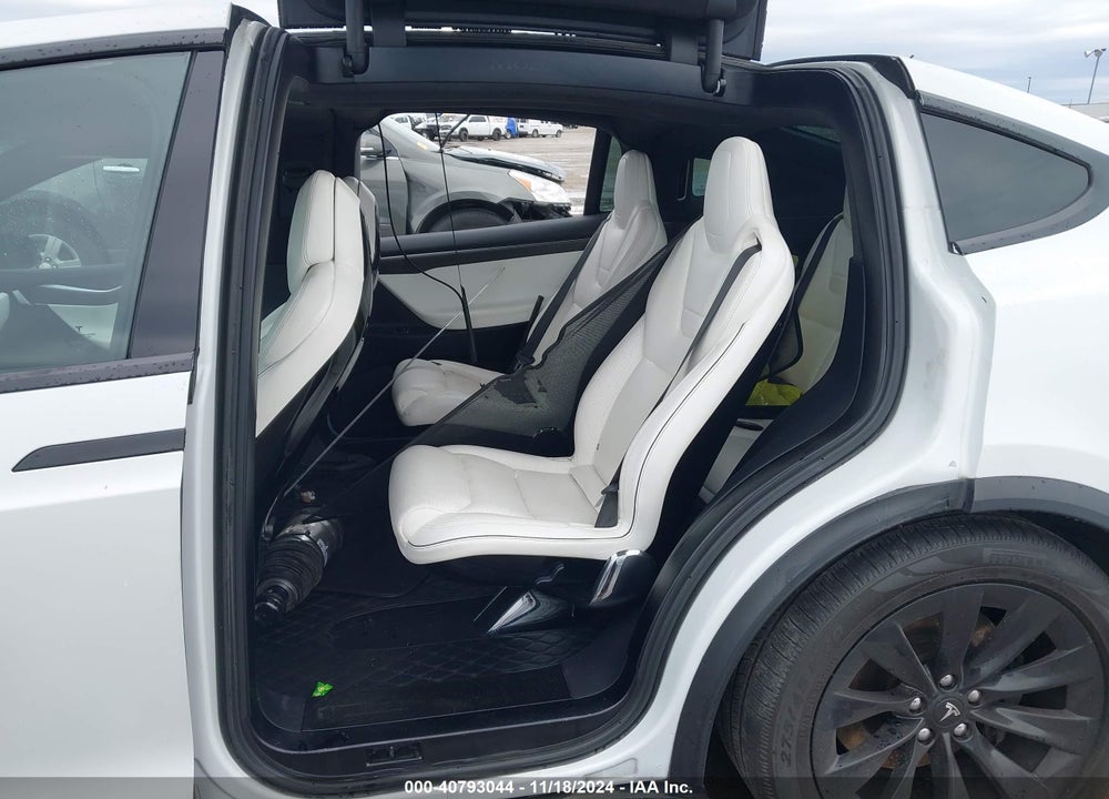 2016 TESLA MODEL X 60D/70D/75D/90D/P100D VIN: 5YJXCBE22GF014988