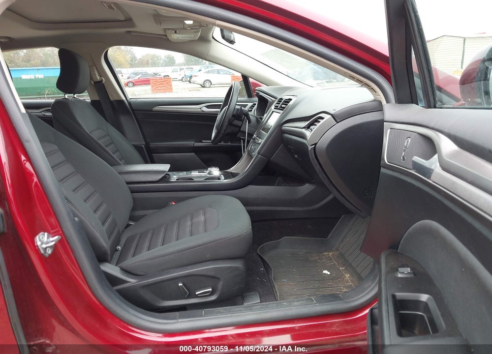 2017 FORD FUSION SE VIN: 3FA6P0HD4HR308660