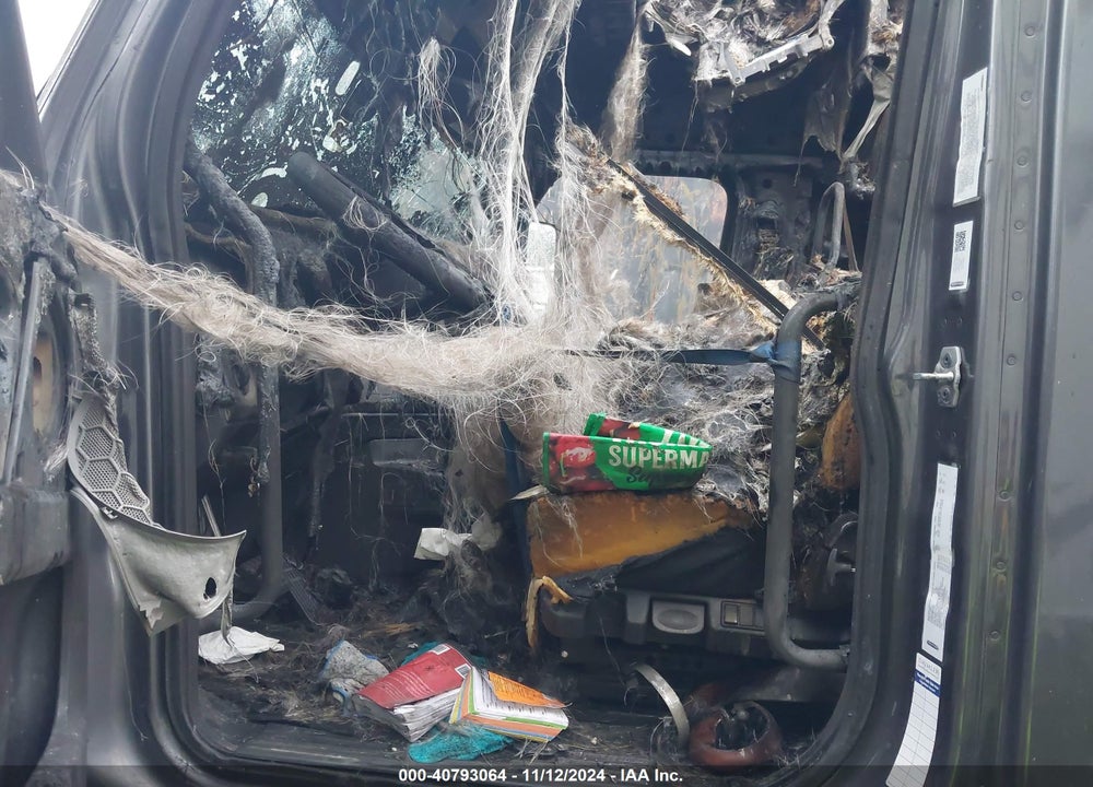 2020 FREIGHTLINER NEW CASCADIA 126 VIN: 3AKJHHDR6LSJK3922