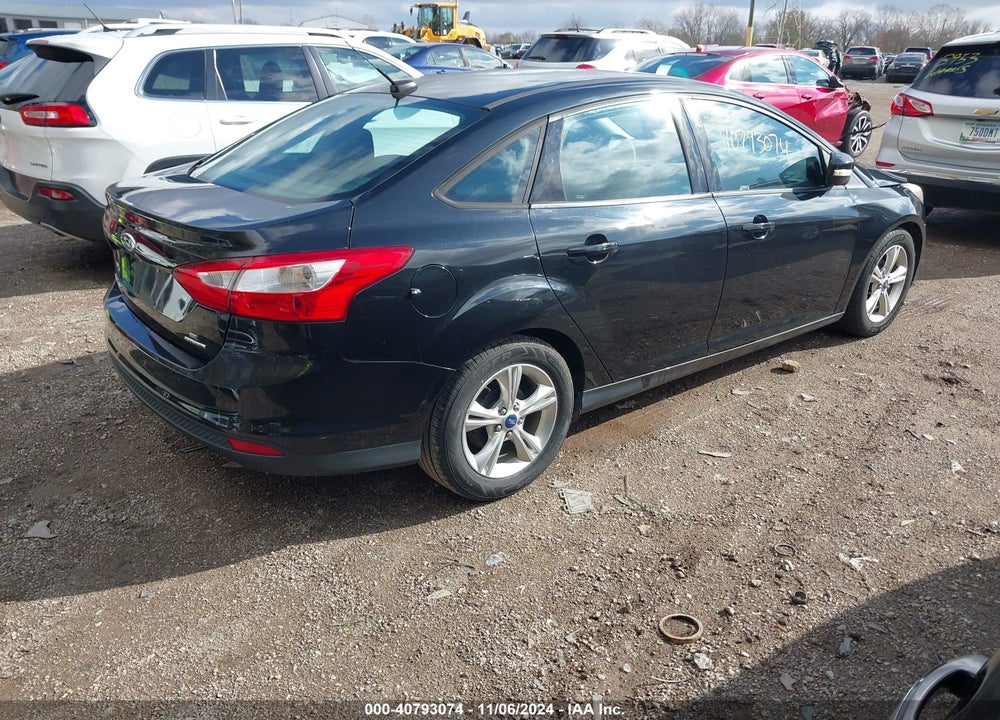 2014 FORD FOCUS SE VIN: 1FADP3F27EL154921